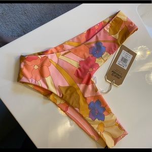 Billabong medium groovy cheeky bikini bottoms